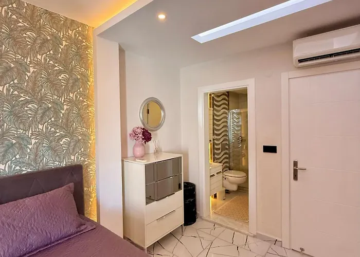 Апартаменты Sa Apartments! Sea View 2bd Flat *