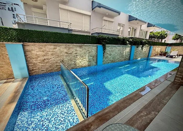 Sa Apartments! Sea View 2bd Flat *