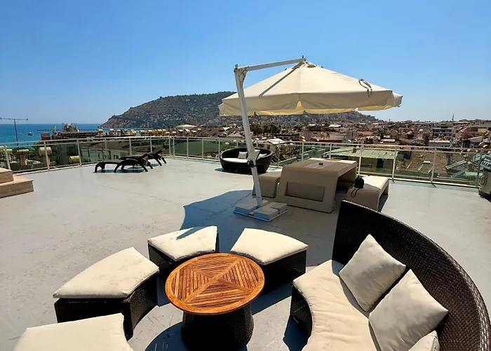 Sa Apartments! Sea View 2bd Flat *