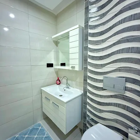 Sa Apartments! Sea View 2bd Flat *