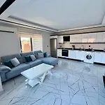Sa Apartments! Sea View 2bd Flat Appartamento