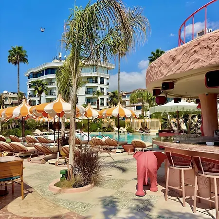 Sa Apartments! Sea View 2bd Flat ألانيا