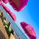 Sa Apartments! Sea View 2bd Flat Daire